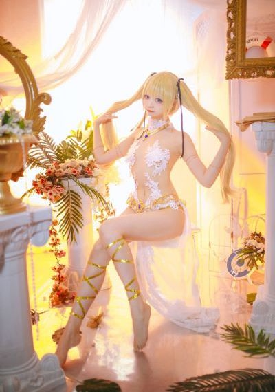男按摩师与寂寞少妇