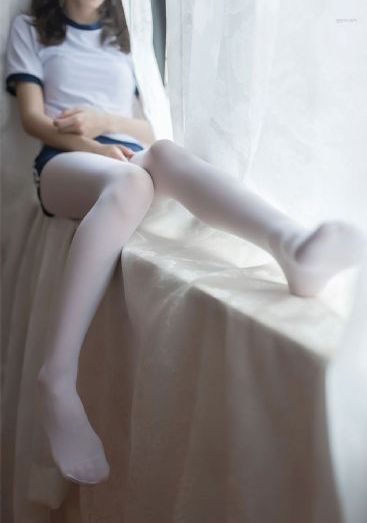 漂亮的女邻居在线观看