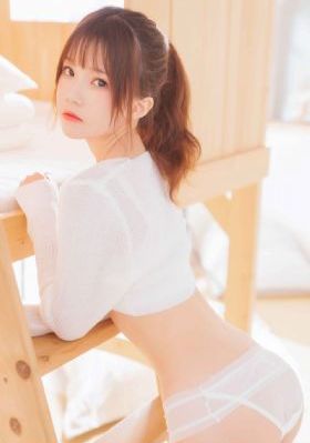 公交车上偷偷被cao到爽