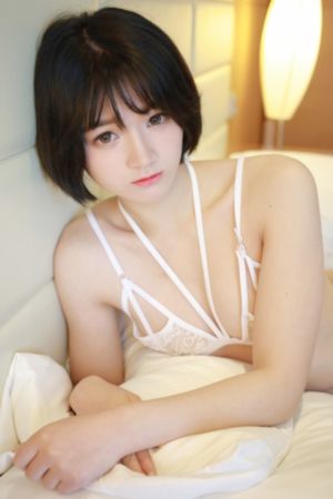 变成黑皮辣妹然后和朋友做