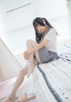 美人上墙